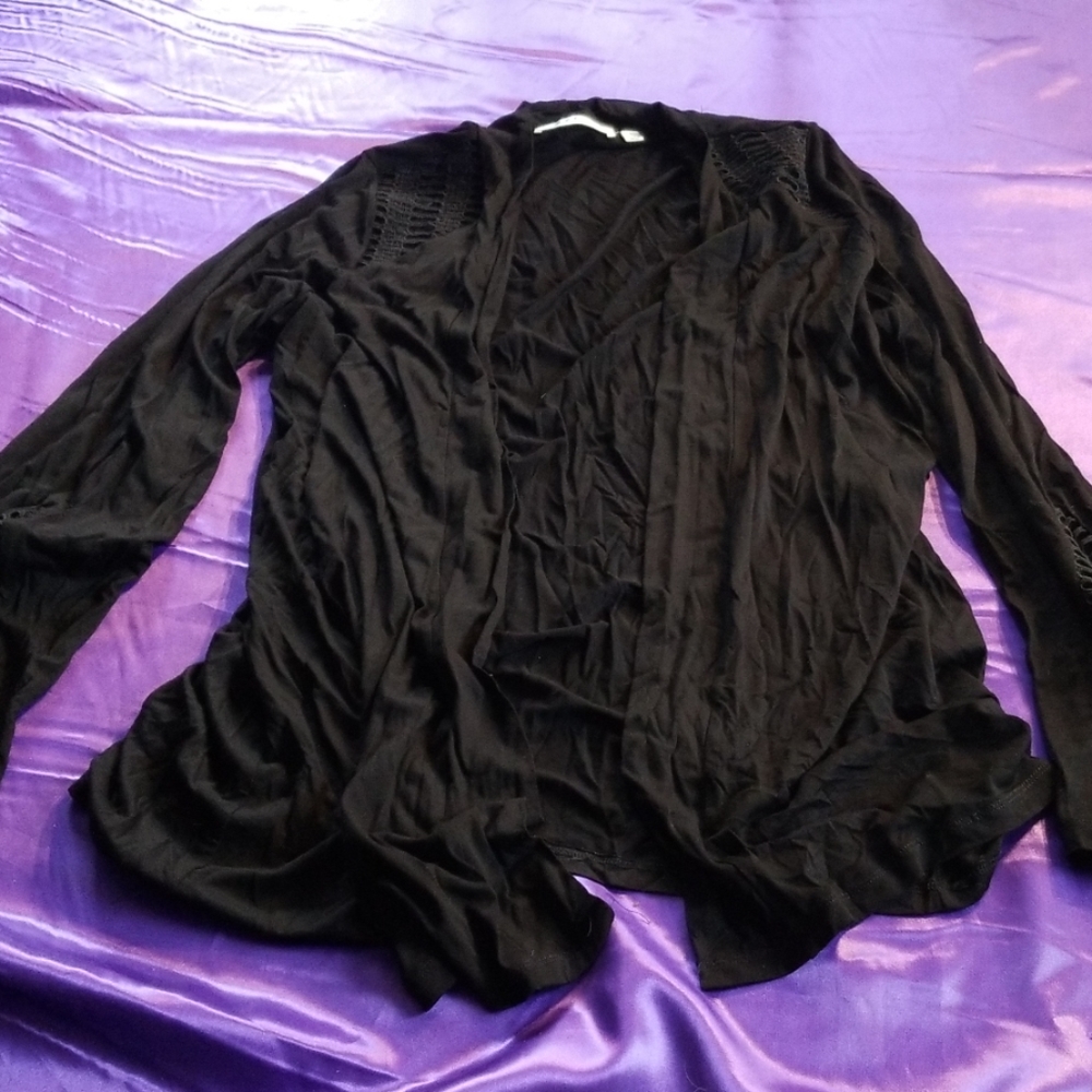 Black Cardigan with flared sleeves